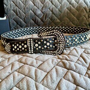 Super Cute Rhinestones Leather Belt